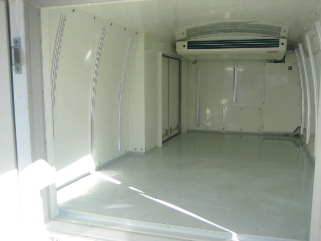 トヨタ ハイエース 小型 冷蔵冷凍バン QDF-GDH201V(97410) 8枚目