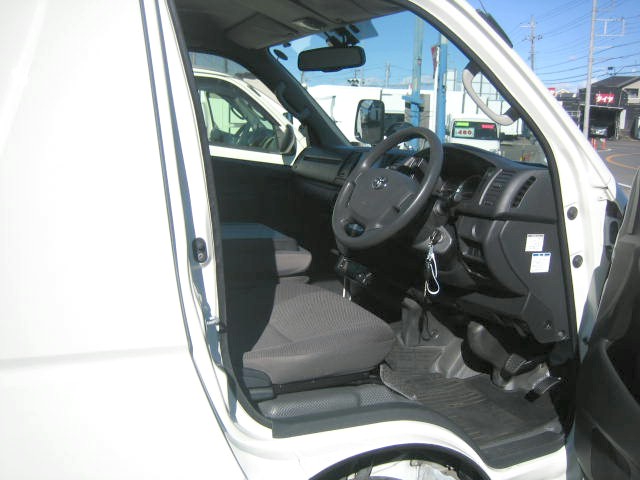 トヨタ ハイエース 小型 冷蔵冷凍バン QDF-GDH201V(97410) 21枚目