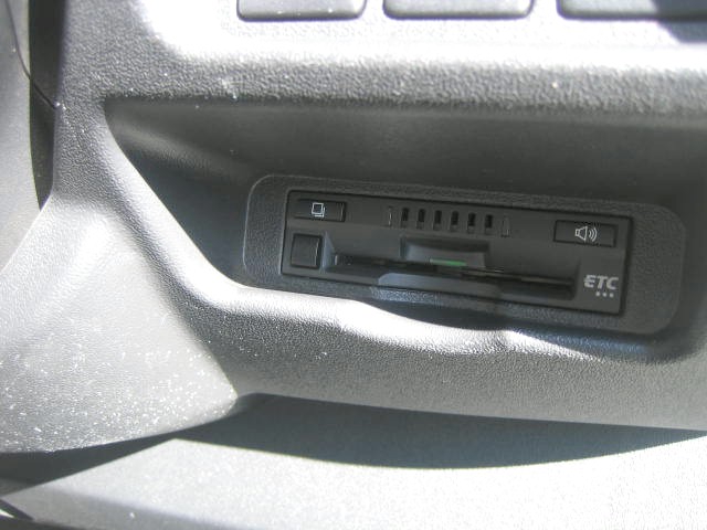 トヨタ ハイエース 小型 冷蔵冷凍バン QDF-GDH201V(97410) 25枚目