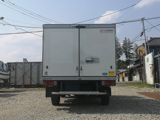 トヨタ トヨエース 小型 冷蔵冷凍バン ADF-KDY221(6503) 11枚目