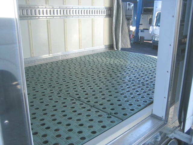 いすゞ エルフ 小型 冷蔵冷凍バン TPG-NLR85AN(97459) 10枚目