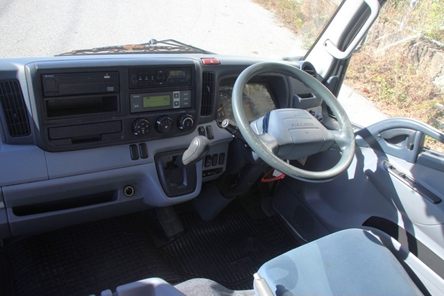 三菱ふそう キャンター 小型 冷蔵冷凍バン TKG-FEB20(97463) 10枚目