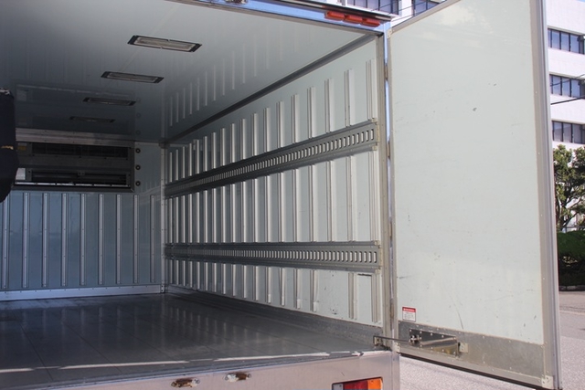 三菱ふそう キャンター 小型 冷蔵冷凍バン TKG-FEB20(97463) 16枚目