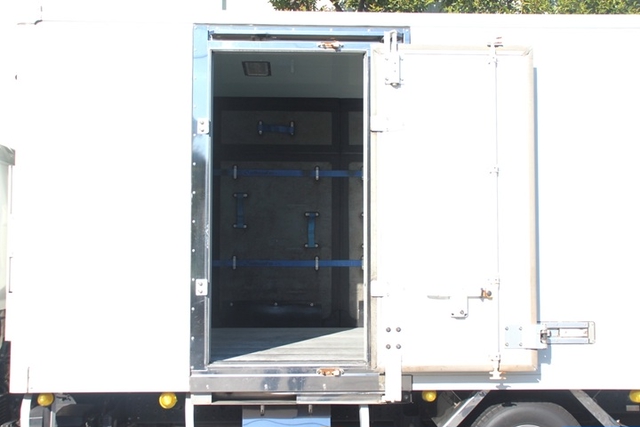 三菱ふそう キャンター 小型 冷蔵冷凍バン TKG-FEB20(97463) 21枚目