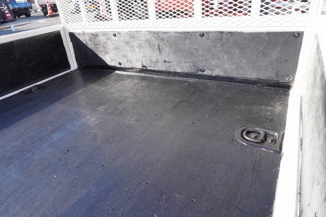 いすゞ エルフ 小型 平ボディ（クレーン付） 2RG-NMR88AR(97467) 22枚目