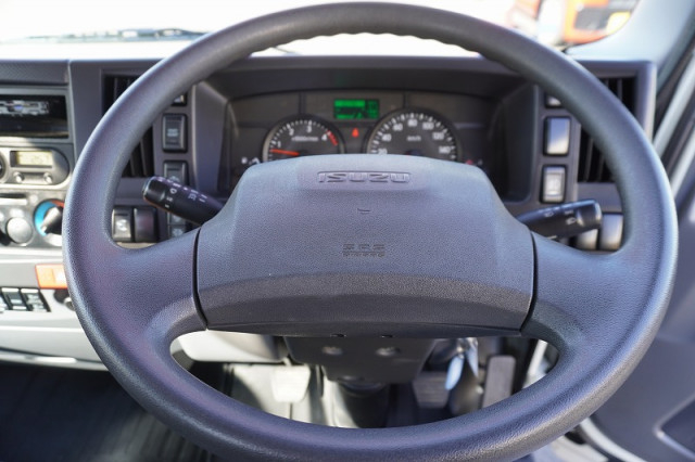 いすゞ エルフ 小型 平ボディ（クレーン付） 2RG-NMR88AR(97467) 33枚目