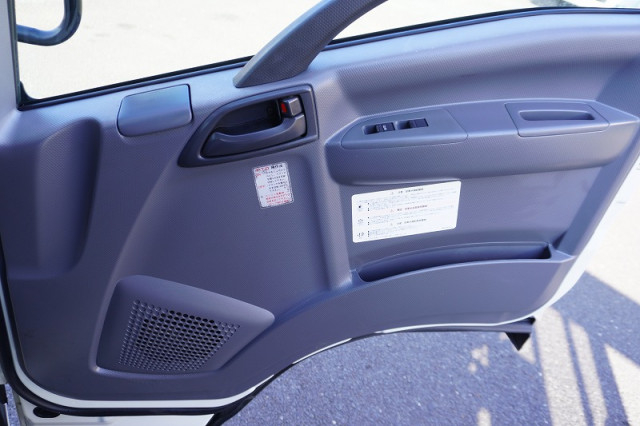 いすゞ エルフ 小型 平ボディ（クレーン付） 2RG-NMR88AR(97467) 38枚目