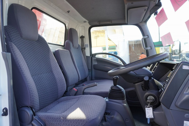 いすゞ エルフ 小型 平ボディ（クレーン付） 2RG-NMR88AR(97467) 39枚目