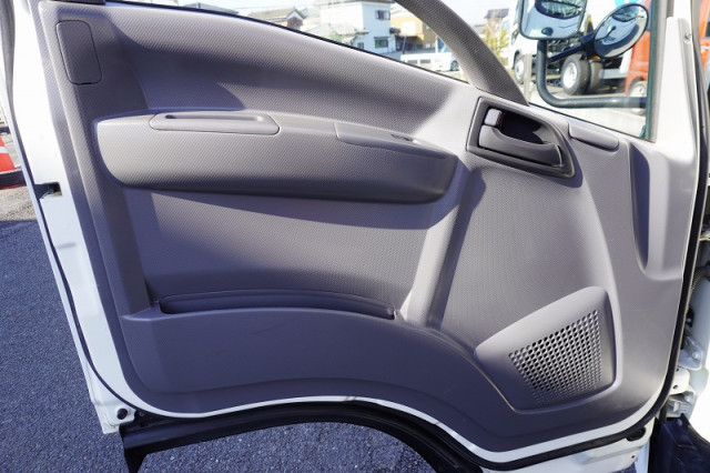 いすゞ エルフ 小型 平ボディ（クレーン付） 2RG-NMR88AR(97467) 43枚目