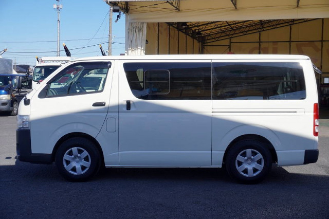 トヨタ ハイエース 小型 Translation missing: ja.item.body_keijou_enum.body_keijou_light_van CBF-TRH200V(97469) 3枚目
