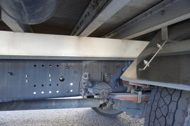 いすゞ フォワード 増トン 平ボディ（クレーン付） 2RG-FTR90U2(97468) 11枚目