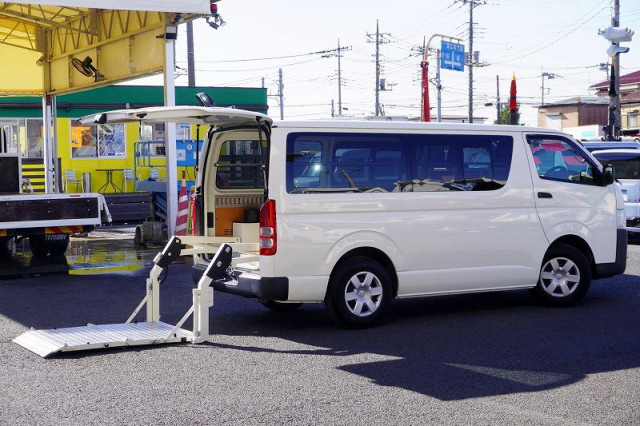 トヨタ ハイエース 小型 Translation missing: ja.item.body_keijou_enum.body_keijou_light_van CBF-TRH200V(97469) 9枚目