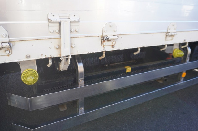 いすゞ フォワード 増トン 平ボディ（クレーン付） 2RG-FTR90U2(97468) 24枚目