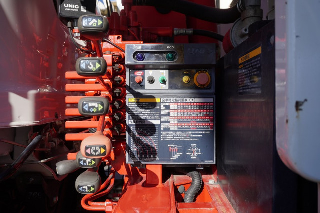 いすゞ フォワード 増トン 平ボディ（クレーン付） 2RG-FTR90U2(97468) 34枚目