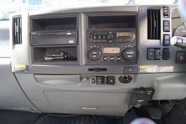 いすゞ フォワード 増トン 平ボディ（クレーン付） 2RG-FTR90U2(97468) 39枚目