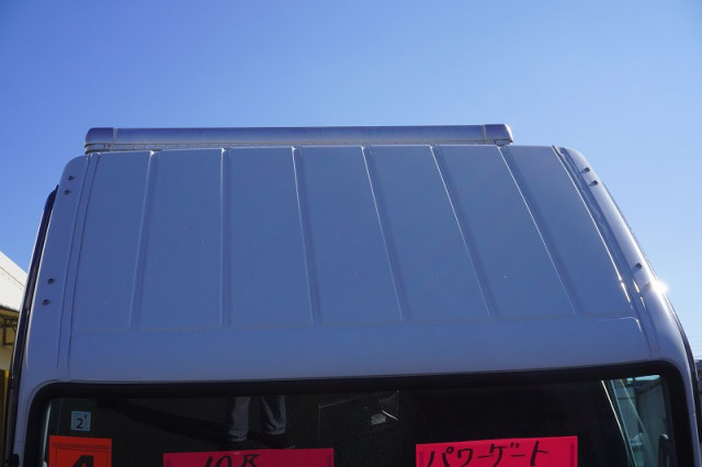 三菱ふそう キャンター 小型 バン 2RG-FBA20(97470) 17枚目