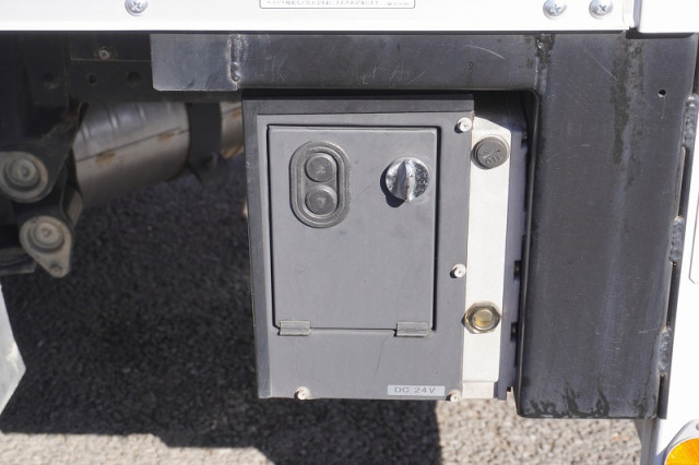 三菱ふそう キャンター 小型 バン 2RG-FBA20(97470) 30枚目