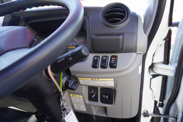 三菱ふそう キャンター 小型 バン 2RG-FBA20(97470) 38枚目