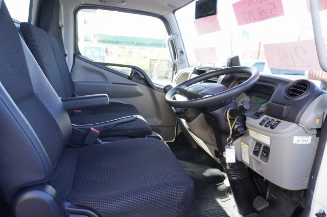 三菱ふそう キャンター 小型 バン 2RG-FBA20(97470) 41枚目