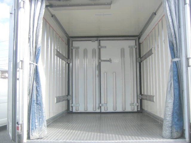いすゞ エルフ 小型 冷蔵冷凍バン 2RG-NPR88AN(97472) 9枚目
