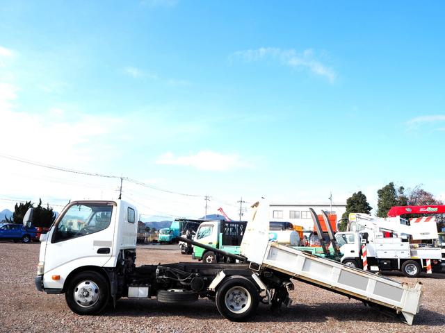 日野 デュトロ 小型 土砂ダンプ *********(97479) 2枚目