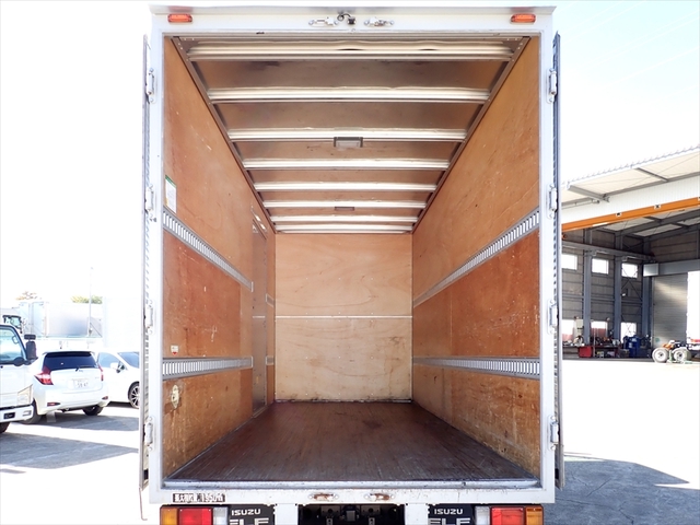 いすゞ エルフ 小型 バン 2RG-NLR88AN(97482) 7枚目