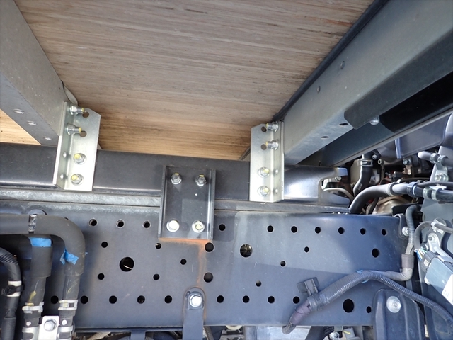 いすゞ エルフ 小型 バン 2RG-NLR88AN(97482) 30枚目