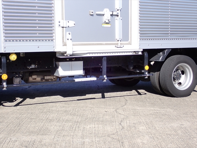 いすゞ エルフ 小型 バン 2RG-NLR88AN(97482) 23枚目