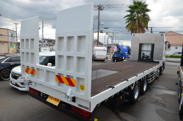 三菱ふそう スーパーグレート 大型 Translation missing: ja.item.body_keijou_enum.body_keijou_carrier_other 2PG-FS80VZ(97483) 3枚目