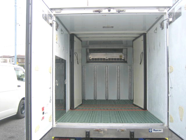 いすゞ エルフ 小型 冷蔵冷凍バン TPG-NHR85AN(97520) 5枚目