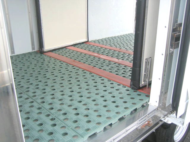 いすゞ エルフ 小型 冷蔵冷凍バン TPG-NHR85AN(97520) 10枚目