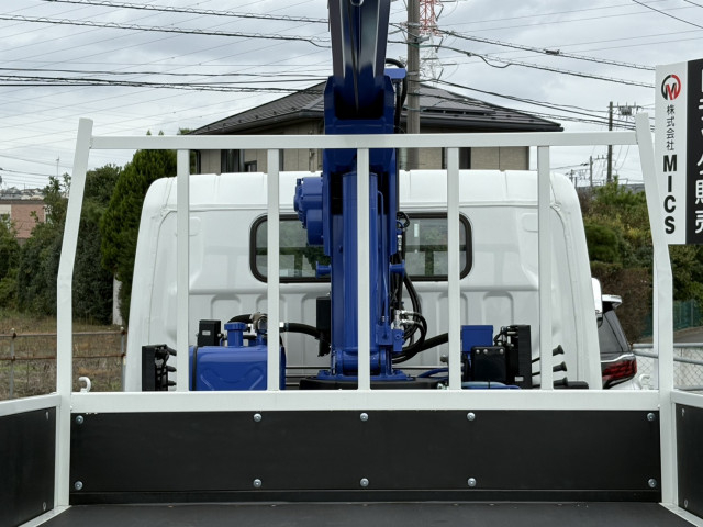 三菱ふそう キャンター 小型 平ボディ（クレーン付） 2PG-FEB80(97592) 13枚目
