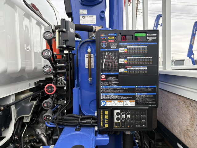 三菱ふそう キャンター 小型 平ボディ（クレーン付） 2PG-FEB80(97592) 19枚目