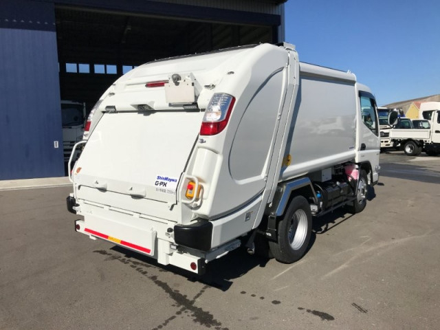 三菱ふそう キャンター 小型 塵芥車（プレス式） 2RG-FEAV0(97594) 4枚目