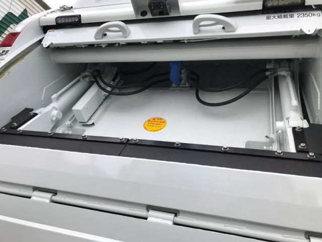 三菱ふそう キャンター 小型 塵芥車（プレス式） 2RG-FEAV0(97594) 38枚目