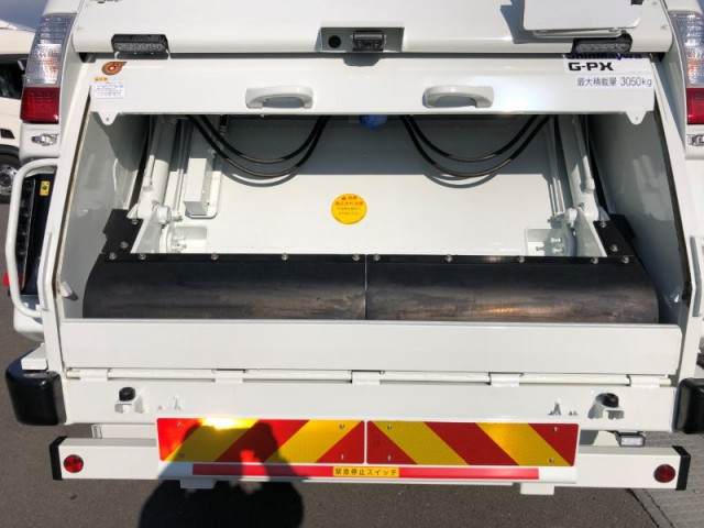 三菱ふそう キャンター 小型 塵芥車（プレス式） 2PG-FEB90(97596) 23枚目