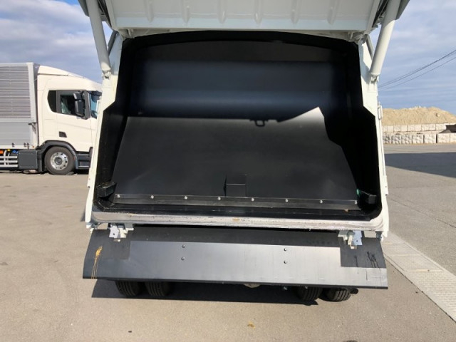 三菱ふそう キャンター 小型 塵芥車（プレス式） 2PG-FEB90(97596) 27枚目