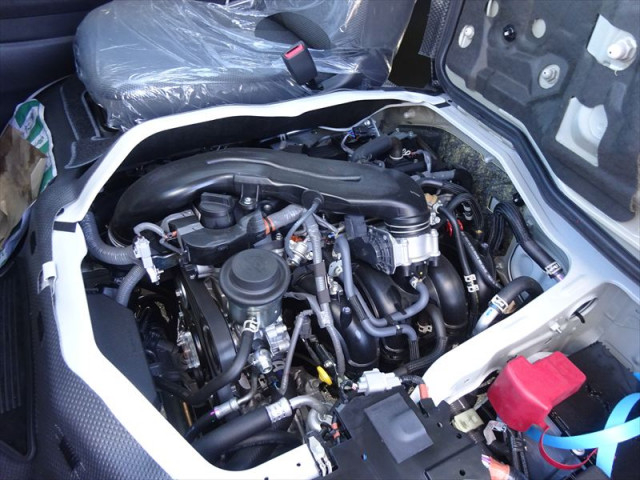 トヨタ ハイエース 小型 バン 3BF-TRH200V(97597) 17枚目