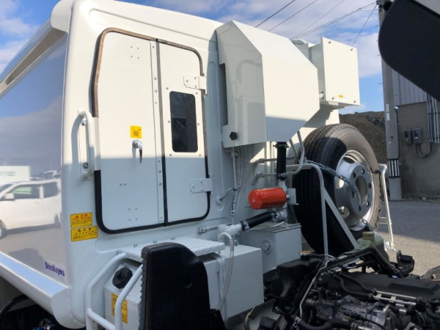 三菱ふそう キャンター 小型 塵芥車（プレス式） 2PG-FEB90(97596) 42枚目