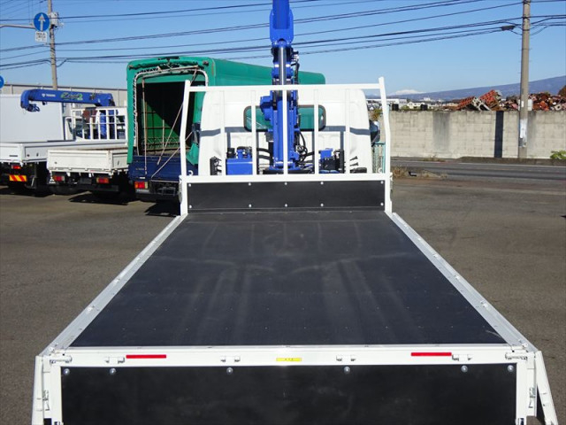 三菱ふそう キャンター 小型 平ボディ（クレーン付） 2PG-FEB80(97599) 17枚目