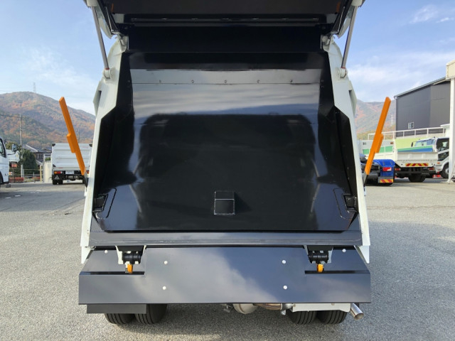 三菱ふそう キャンター 小型 塵芥車（プレス式） 2RG-FEAV0(97601) 17枚目