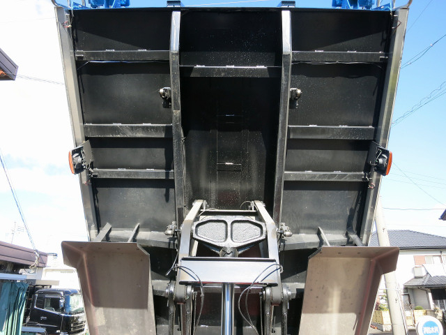 三菱ふそう スーパーグレート 大型 土砂ダンプ 2PG-FV80VX(97602) 19枚目