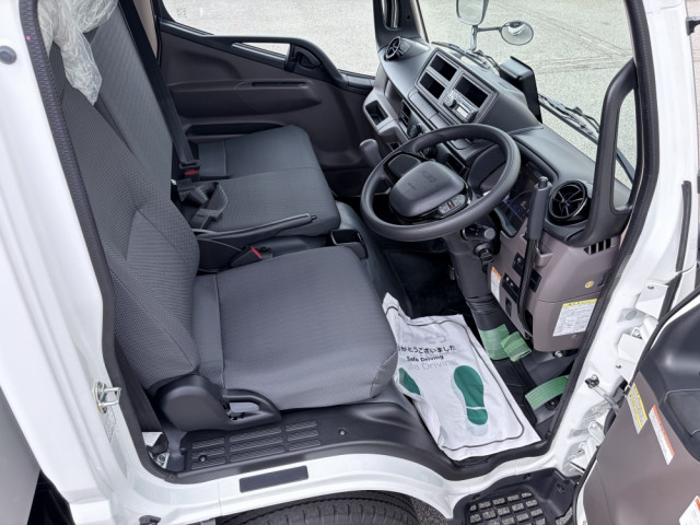 三菱ふそう キャンター 小型 土砂ダンプ 2RG-FBA60(97604) 4枚目