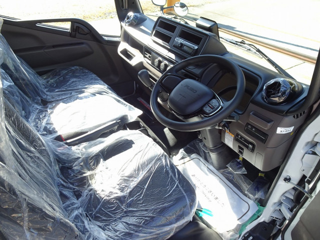 三菱ふそう キャンター 小型 平ボディ 2RG-FBAV0(97605) 4枚目