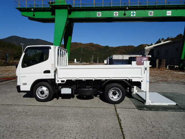 三菱ふそう キャンター 小型 平ボディ 2RG-FBAV0(97605) 7枚目