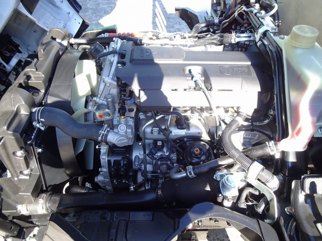 三菱ふそう キャンター 小型 平ボディ 2RG-FBAV0(97605) 10枚目