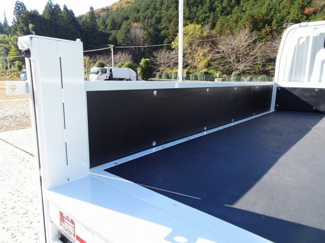 三菱ふそう キャンター 小型 平ボディ 2RG-FBAV0(97605) 12枚目