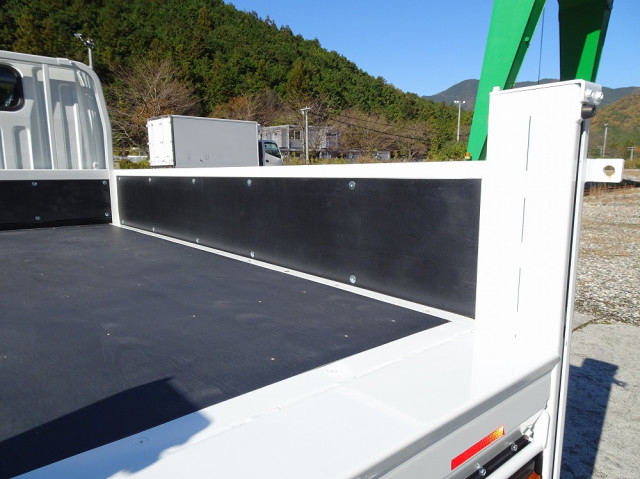 三菱ふそう キャンター 小型 平ボディ 2RG-FBAV0(97605) 13枚目