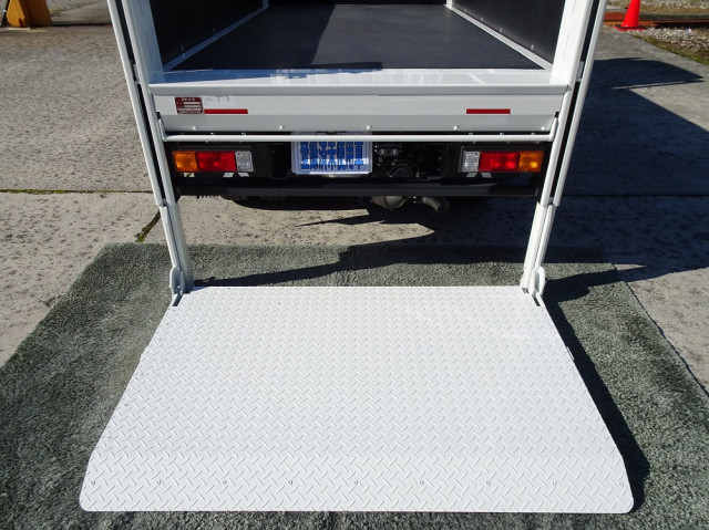 三菱ふそう キャンター 小型 平ボディ 2RG-FBAV0(97605) 18枚目