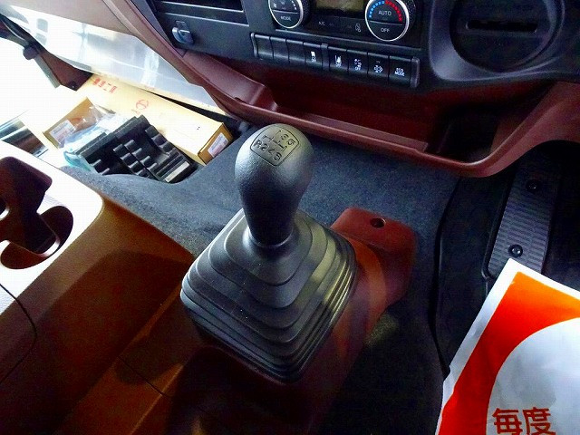 Hino ranger Middle Wing body 2PG-FD2ABG(97606) 14枚目